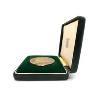 Royal Mint HM Tower Of London Yeomen Warders Commemorative Gold Plated Coin