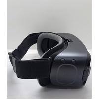 Samsung Gear VR Oculus SM-R324 with Controller and Manual in Box