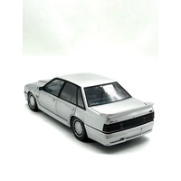 Biante 1:18 1985 Holden VK Commodore SS Group 3 Asteroid Silver Car 0183/3600