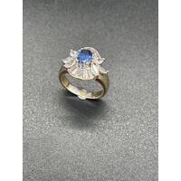 Ladies 9ct Yellow Gold Blue Stone & CZ Ring (Pre-Owned)