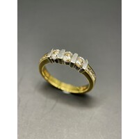 Ladies 18ct Yellow Gold Diamond Ring