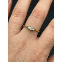 Ladies 18ct Yellow Gold Three Emerald Cut Diamond Ring