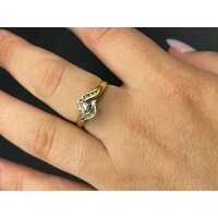 Ladies 18ct Yellow Gold Diamond Engagement Ring