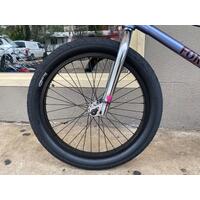 Damned BMX Bike Smoke Grey Forgotten BMX 21 Inch Top Tube Cromo 9.5 PC Pedals