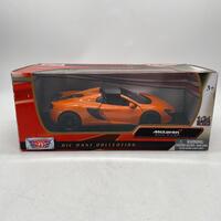 Motormax McLaren 650S Spider Orange 1/24 Scale Collectible Diecast Model Car