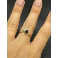 Ladies 10ct Yellow Gold Blue Gemstones and Diamonds Ring