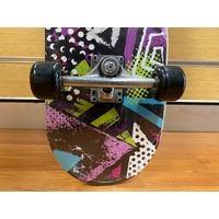 Bensons Trading Challenge Skateboard 78cm Weight 1800g Durable and Lightweight