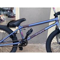 Damned BMX Bike Smoke Grey Forgotten BMX 21 Inch Top Tube Cromo 9.5 PC Pedals