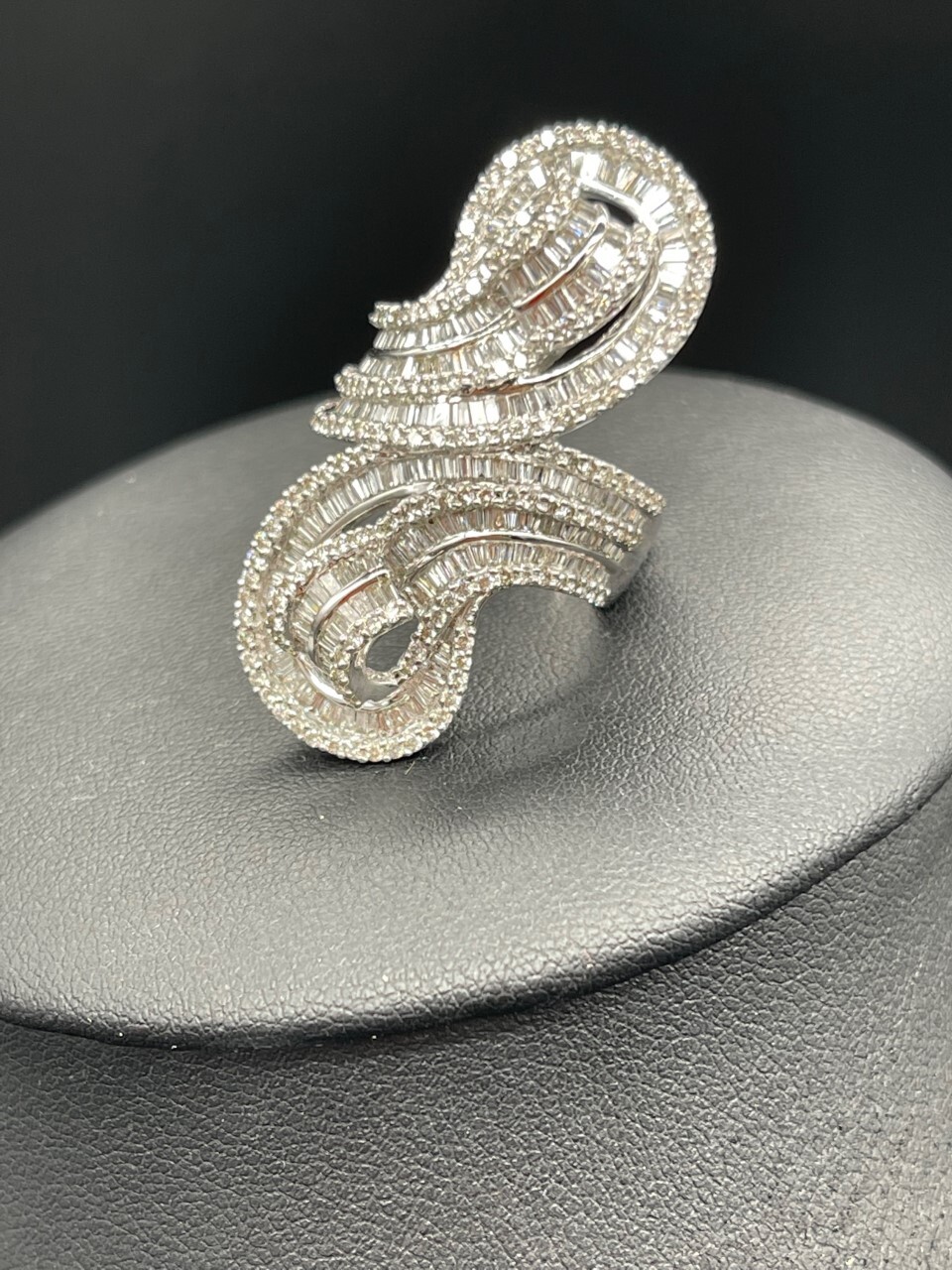 14 carat white gold 2024 diamond ring