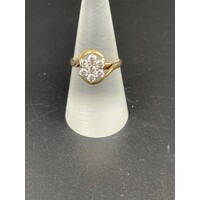 Ladies 9ct Yellow Gold Cubic Zirconia Flower Design Ring Fine Jewellery