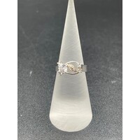 Ladies Solid 2.7 Grams 9ct White Gold CZ Ring Fine Jewellery Size UK K