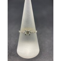 Ladies 18ct Yellow Gold Diamond Engagement Ring