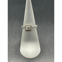 Ladies 18ct White Gold Diamond Engagement Ring