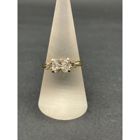 Ladies 14ct Yellow Gold Cubic Zirconia Ring