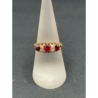 Ladies 18ct Yellow Gold Red Gemstones and CZ Ring