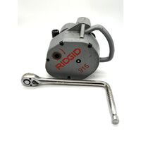 Ridgid 915 Manual Roll Groover 1 1/4-12 Inch Cap with 90° Bent-In Ratchet Wrench