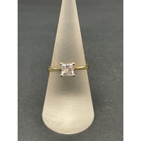 Ladies 9ct Yellow Gold Cubic Zirconia Ring