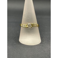 Ladies 18ct Yellow Gold Diamond Ring