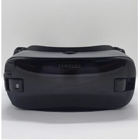 Samsung Gear VR Oculus SM-R324 with Controller and Manual in Box