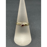 Ladies 9ct Yellow Gold Red Gemstones Ring