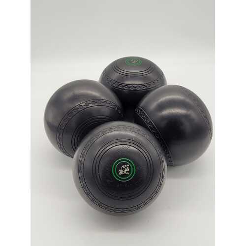 Henselite Championship Lawn Bowls 5” with Carry Bag (Pre-owned)