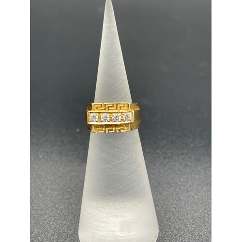 Mens 18ct Yellow Gold CZ Pinky Ring (Pre-Owned)