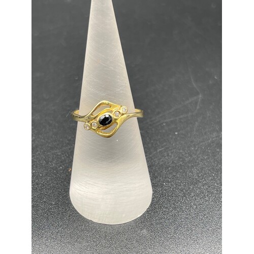 Ladies 18ct Yellow Gold Ring (Pre-Owned)