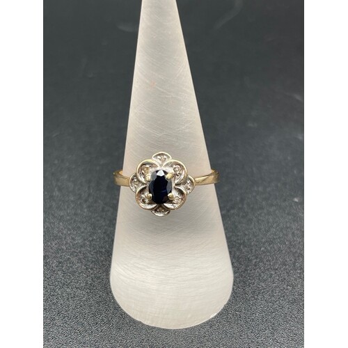 Ladies 18ct Yellow Gold Ring (Pre-Owned)