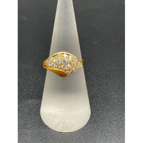 Ladies 21ct Yellow Gold CZ Ring (Pre-Owned)