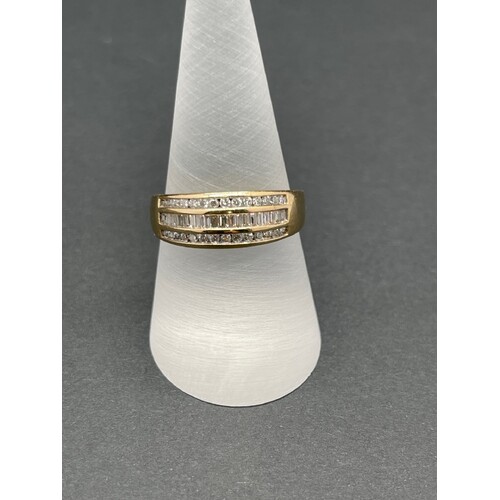 Ladies 18ct Yellow Gold Diamond Ring (Pre-Owned)