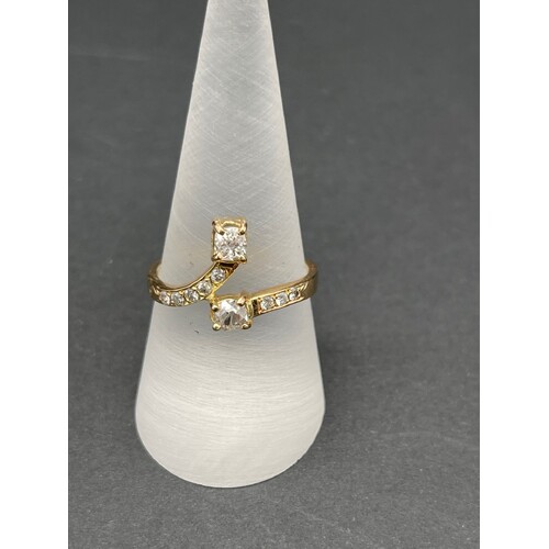 Ladies 18ct Yellow Gold Diamond Ring (Pre-Owned)