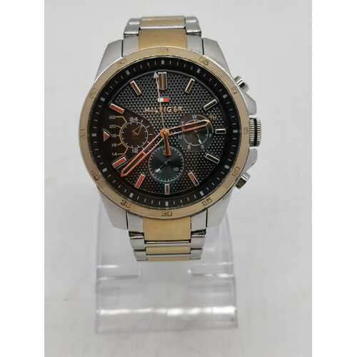 Tommy Hilfiger Men’s Stainless Steel Black Dial Silver Gold Analogue Watch