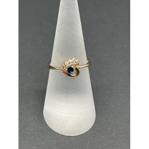 Ladies 9ct Yellow Gold Heart Ring (Pre-Owned)