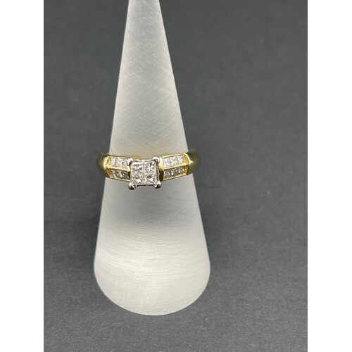 Ladies 18ct Yellow Gold Diamond Ring (Pre-Owned)