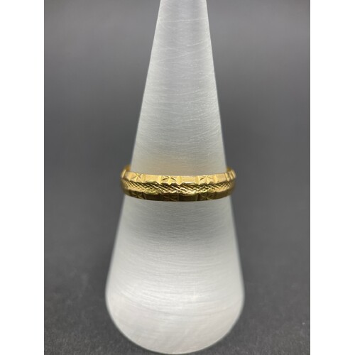 Unisex 21ct Yellow Gold Laser Cut Ring