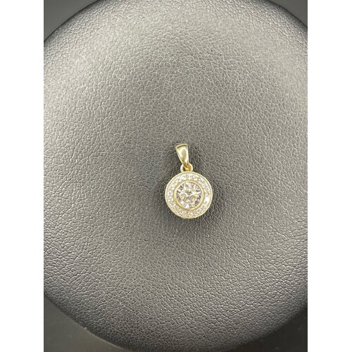 Ladies 9ct Yellow Gold Diamond Round Pendant