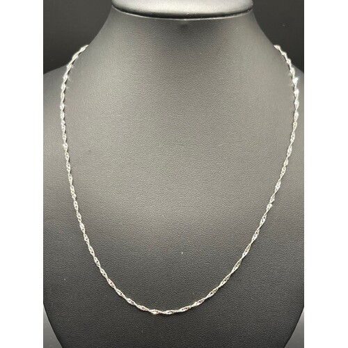 Ladies 9ct White Gold Margarita Link Necklace