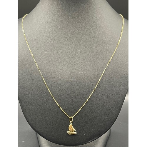 Unisex 14ct Yellow Gold Cable Link Necklace & Yacht Pendant