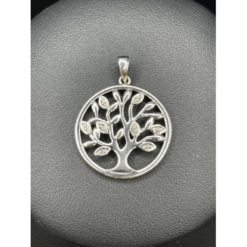 Ladies 9ct White Gold Tree Of Life Pendant