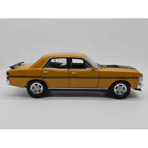 Biante 1:18 Ford XY Falcon GTHO Phase 3 Yellow Ochre Limited Edition 3251/7500