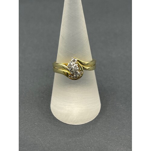 Ladies 18ct Yellow Gold Diamond Ring Set