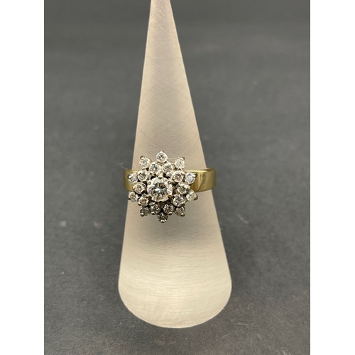 Ladies 18ct Yellow Gold Diamond Cluster Flowerette Ring