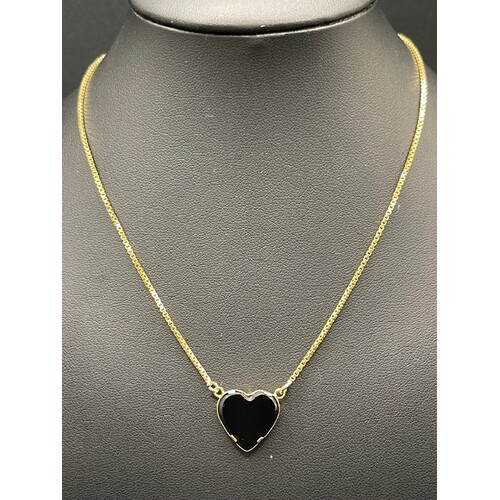 Ladies 18ct Yellow Gold Box Link Necklace & Heart Pendant