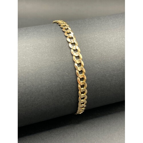 Unisex 9ct Yellow Gold Curb Link Bracelet