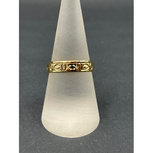 Unisex 18ct Yellow Gold Laser Cut Pattern Ring