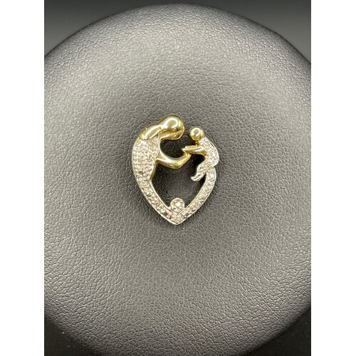 Ladies 9ct Yellow Gold Mother and Child Heart Pendant