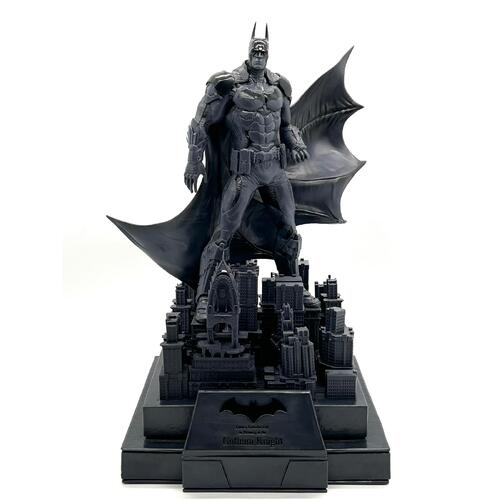 Batman Arkham Knight Limited Collectors Edition Gotham Knight Statue