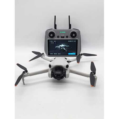 DJI Mini 4 Pro Fly More Combo with 3 x Batteries and Spare Set Blades