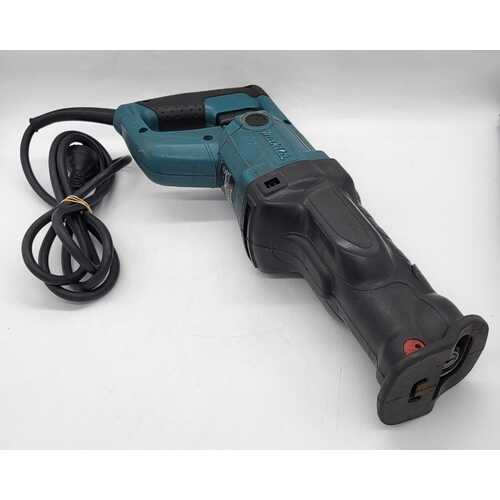 Makita JR3050T Corded Reciprocating Saw 1010W 220-240V Power Tool