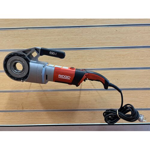 Ridgid 690-I Hand-Held Power Driver Pipe Threading Machine Die Heads and Clamp